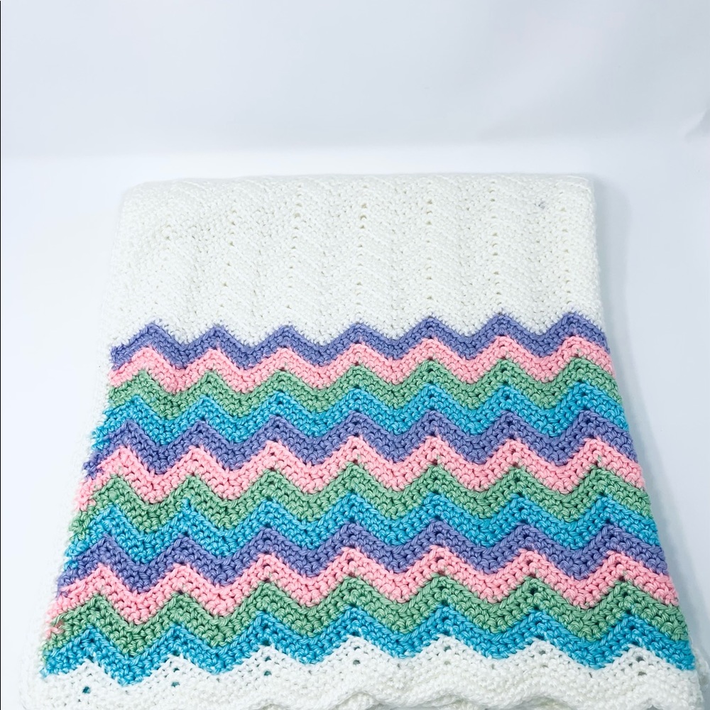 NEW Crochet Baby Blanket Afghan Throw White Purple Pink Blue Green Rainbow - Picture 9 of 10